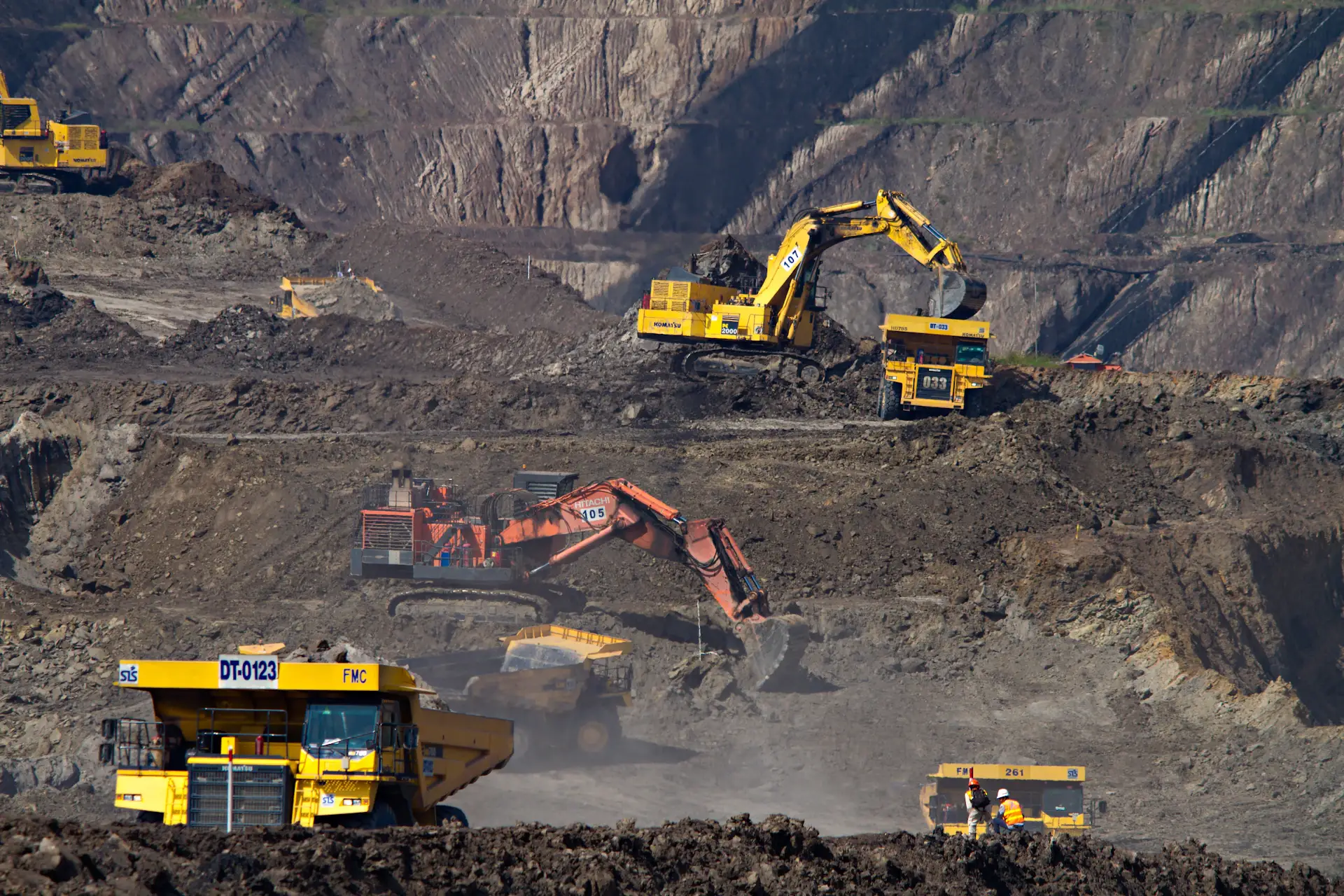Mining and engineering work site